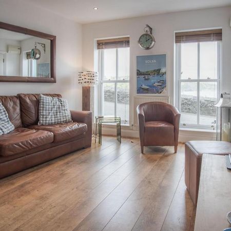 Goscar Court - 1 Bedroom Apartment - Tenby Eksteriør billede