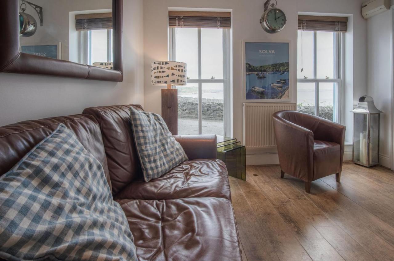 Goscar Court - 1 Bedroom Apartment - Tenby Eksteriør billede