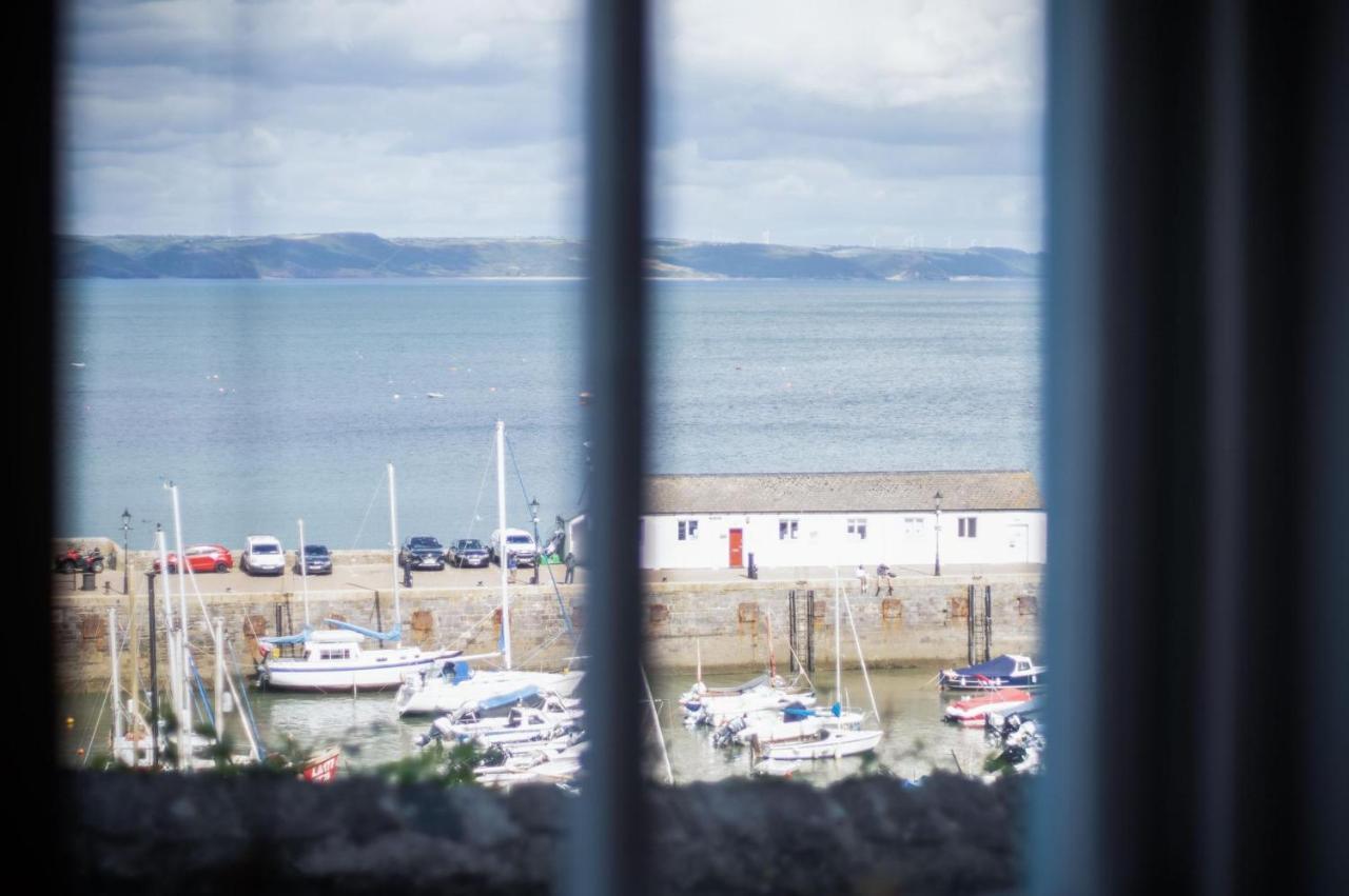 Goscar Court - 1 Bedroom Apartment - Tenby Eksteriør billede
