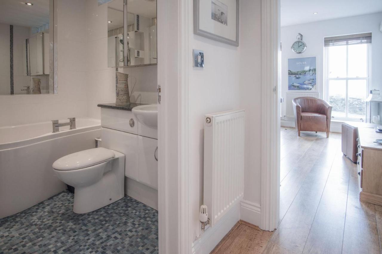 Goscar Court - 1 Bedroom Apartment - Tenby Eksteriør billede